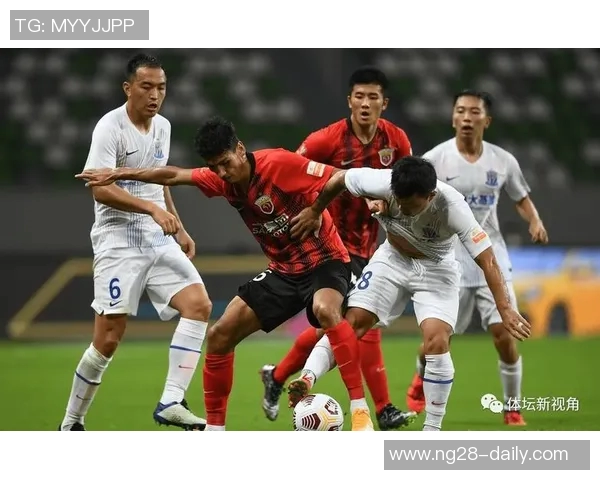 足总杯惊心动魄对决里昂与马竞2比2平争议判罚引发全场热议 足总杯惊心动魄对决里昂与马竞2比2平争议判罚引发全场热议