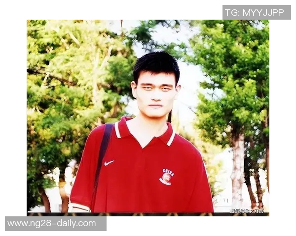 姚明的歌声响起篮球场上青春的旋律与梦想的交织