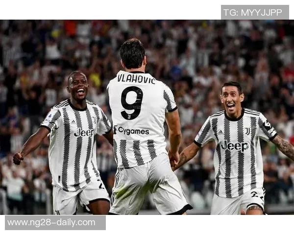 欧联杯焦点战尤文图斯与拜仁激战成和乌龙球成关键瞬间