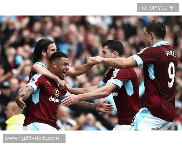 英超激战:多特蒙德绝杀利物浦全场沸腾瞬间回顾 英超激战:多特蒙德绝杀利物浦全场沸腾瞬间回顾